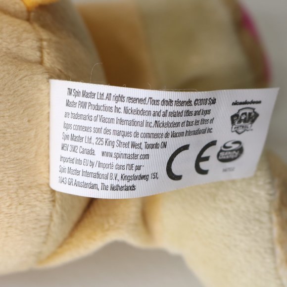 Paw Patrol Snuggle Up Pup Skye Bedtime Pal Flashlight Talking Puppy Plush - Picture 5 of 15